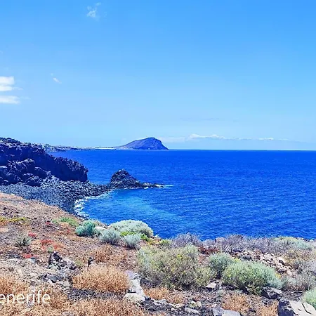 Spacious With Private Garden In Tenerife South Apartamento San Miguel de Abona
