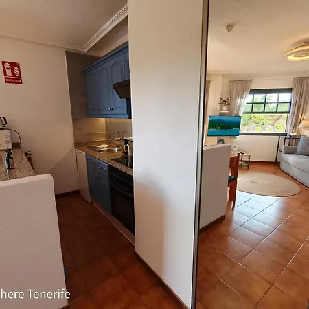 Spacious With Private Garden In Tenerife South Appartamento San Miguel de Abona