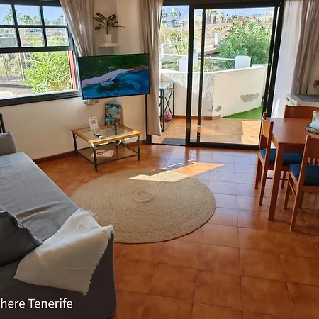 Apartment Spacious With Private Garden In Tenerife South *