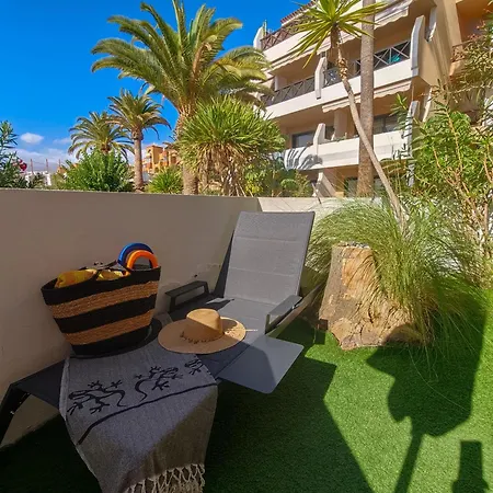 Spacious With Private Garden In Tenerife South San Miguel de Abona