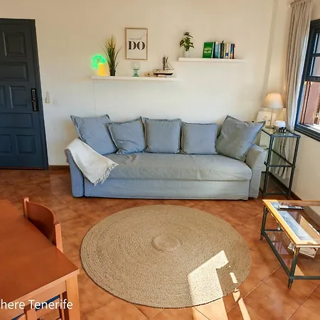 Spacious With Private Garden In Tenerife South