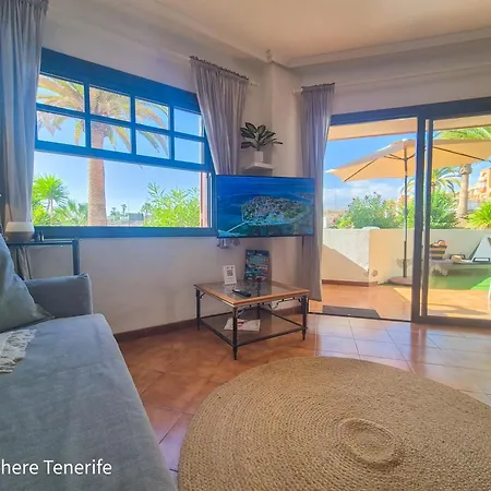 Apartment Spacious With Private Garden In Tenerife South