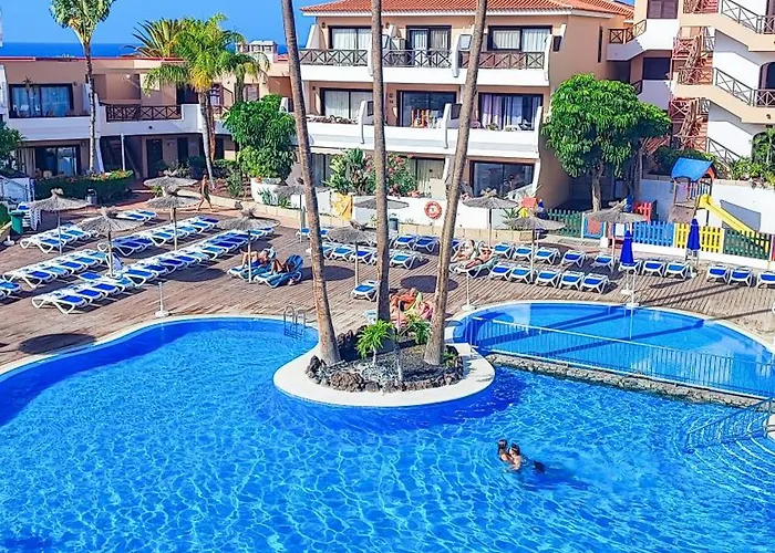 アパート Spacious With Private Garden In Tenerife South